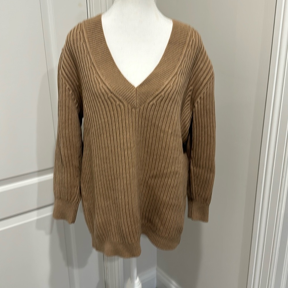 Babylon sweater